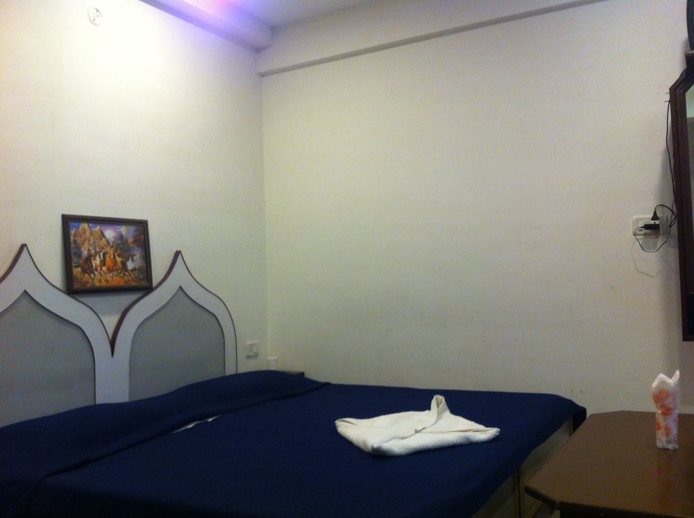 Hotel Safari Agra  Ngoại thất bức ảnh